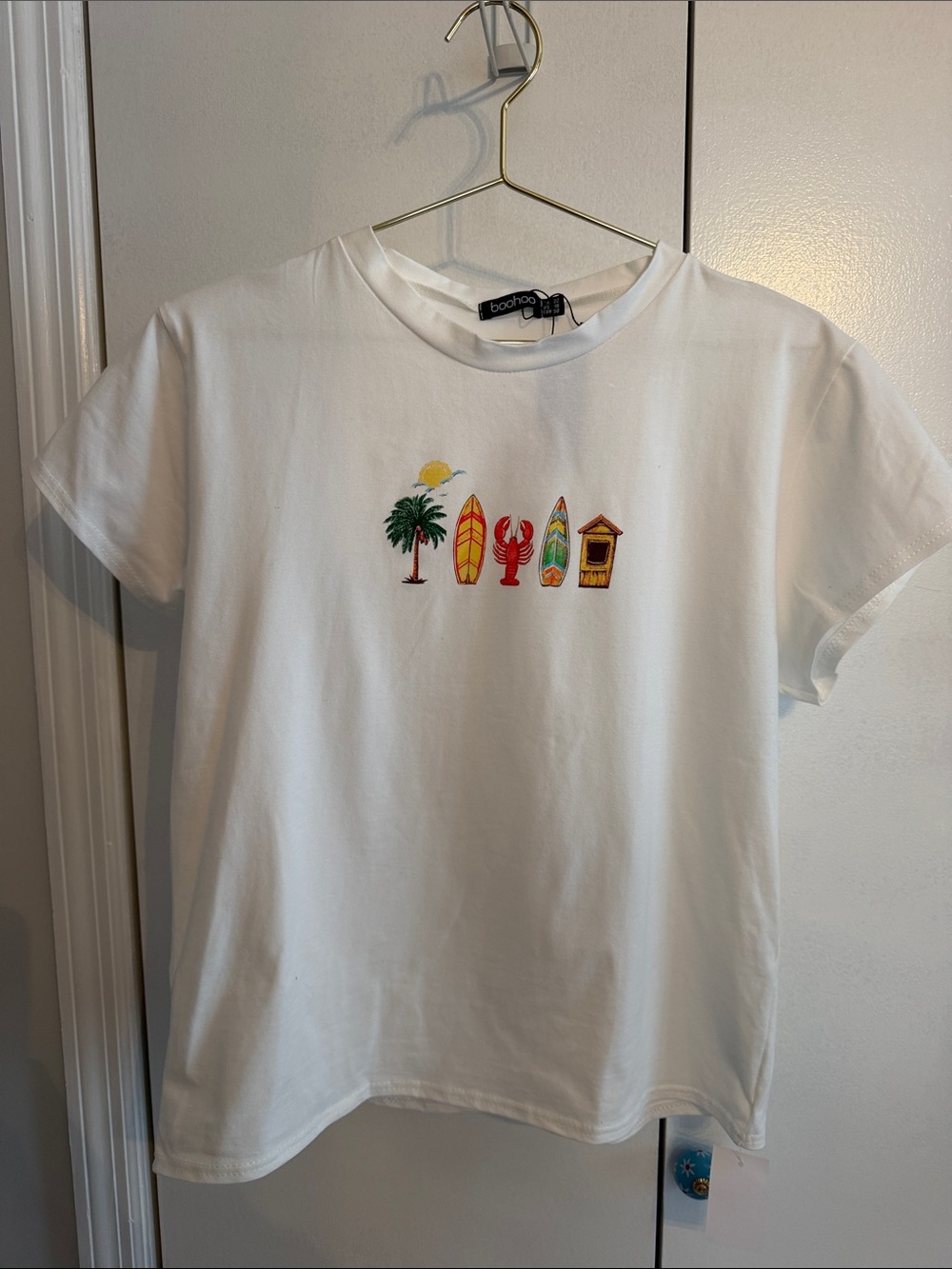 boohoo White Women’s Plus Beach Graphic Tee with Colorful Tropical Icons